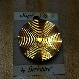 Vintage BERKSHIRE Scarf Clip Goldtone
